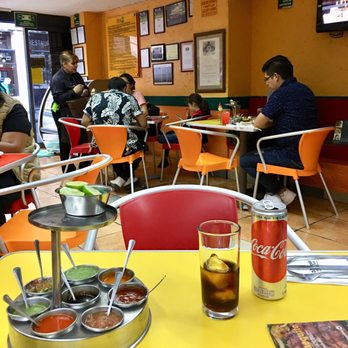 El Huequito - Interior. - Tacos Near Me - México, D.F., DIF El Huequito - Interior. - Tacos Near Me - México, D.F., DIF