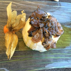 Le Charivari - Petit chèvre frais à la truffe et huile de truffe