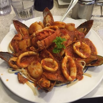 Atlantic Diner - Seafood Fra Diavolo - American Near Me - Richmond Hill, New York Atlantic Diner - Seafood Fra Diavolo - American Near Me - Richmond Hill, New York