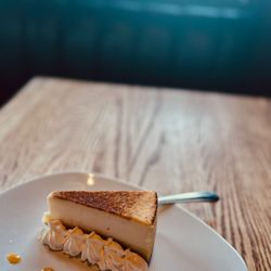 The Flats Eatery + Drink - Crème Brûlée Cheesecake