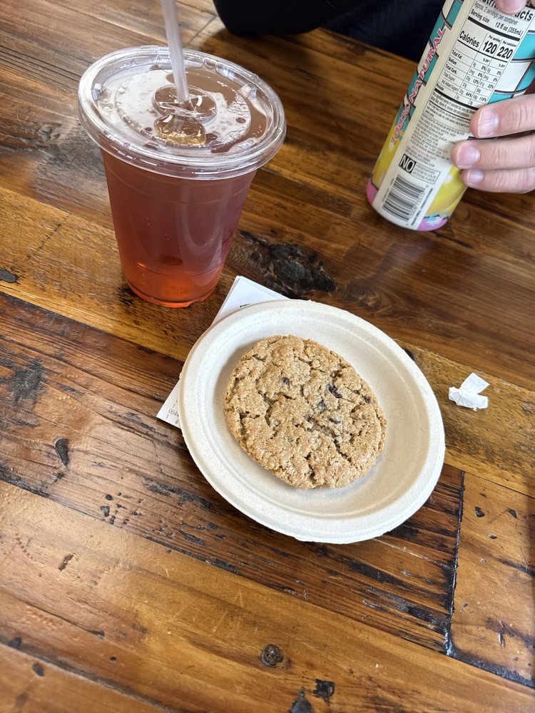 Food from Diamond Square Market