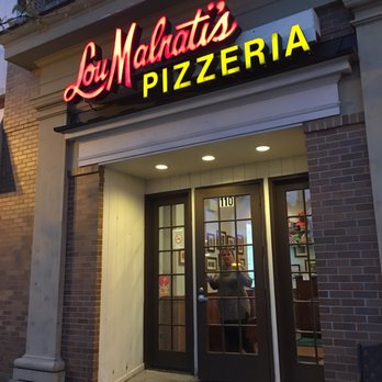 Lou Malnati's Pizzeria - Pizza Near Me - Elmhurst, Illinois