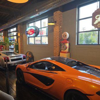 Double Clutch Brewing - Breweries Near Me - Evanston, Illinois