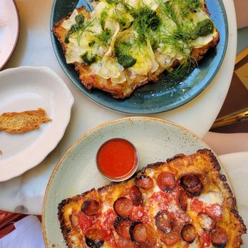 De La Nonna - White pizza and pepperoni pizza with hot honey - Pizza Near Me - Los Angeles, California