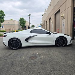 Robert's Tint Shop