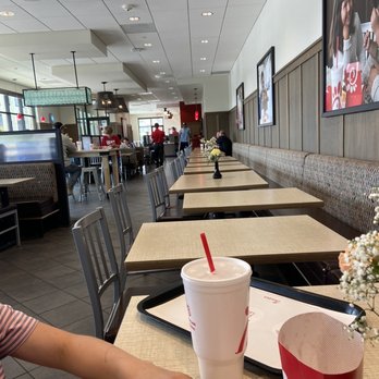 Chick-fil-A - Inside - Fast Food Near Me - Eagan, Minnesota