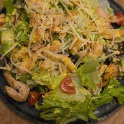 Escadabaixo - Cesar Chicken Salad