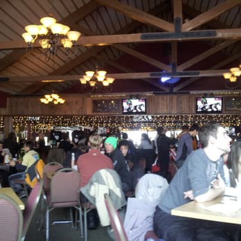 Alpine Valley Resort - The bar area for the adults. Nice an warm. - Ski Resorts Near Me - Elkhorn, Wisconsin