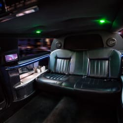 Aurora Limousine