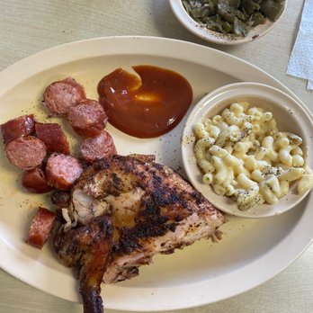 Cousin Willie's Smokehouse - Wow ! What a great surprise this place is.  The portion is huge and the food is awesome !  Definitely stop by this joint ! - Barbeque Near Me - Baldwin, Florida