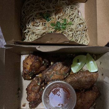 Star Noodle - Garlic noodles & Nuoc Chicken - Asian Fusion Near Me - Lahaina, Hawaii Star Noodle - Garlic noodles & Nuoc Chicken - Asian Fusion Near Me - Lahaina, Hawaii