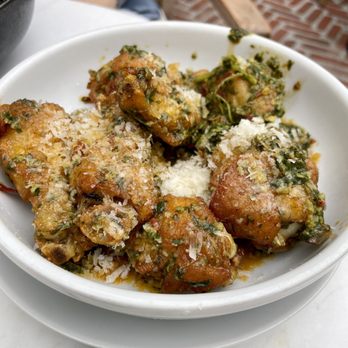 Laurel Hardware - Chicken wings! Amazing! - New American Near Me - West Hollywood, California