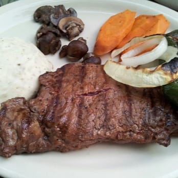 Simone on Sunset - Steak night - not a lot of flavor because it wasn't fatty. I asked for salt and pepper but they never brought it :( - Wine Bars Near Me - Houston, Texas Simone on Sunset - Steak night - not a lot of flavor because it wasn't fatty. I asked for salt and pepper but they never brought it :( - Wine Bars Near Me - Houston, Texas