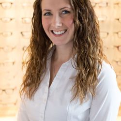 Moses Eyecare Center - Dr. Jen Johnson