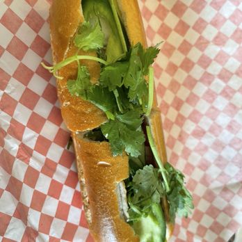 Le’s Banh Mi - Cafes Near Me - Honolulu, Hawaii Le’s Banh Mi - Cafes Near Me - Honolulu, Hawaii