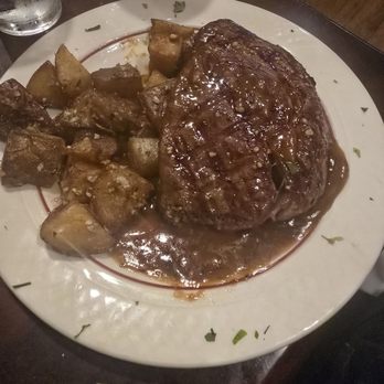 Mama's On The Hill - Ribeye and potatoes (POTATOES ARE AMAZING) - Italian Near Me - Saint Louis, Missouri Mama's On The Hill - Ribeye and potatoes (POTATOES ARE AMAZING) - Italian Near Me - Saint Louis, Missouri