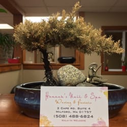 Hannah's Nails & Spa Waxing