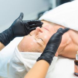 Desert Lily Esthetics - Fire and Ice Facial
