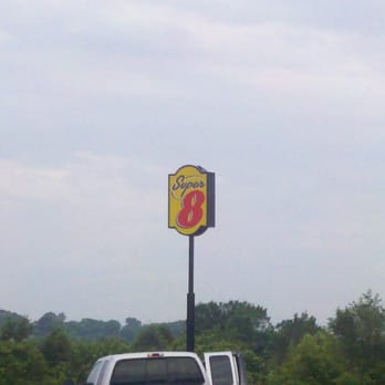 Super 8 by Wyndham Ava - Hotels Near Me - Ava, Missouri Super 8 by Wyndham Ava - Hotels Near Me - Ava, Missouri