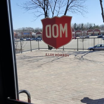 MOD Pizza - Future outside deck I guess. - Pizza Near Me - Vernon Hills, Illinois
