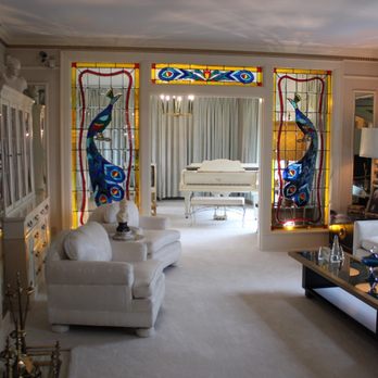 Graceland - Museums Near Me - Memphis, Tennessee