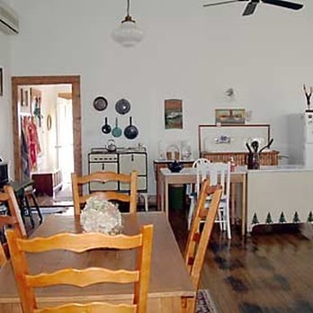 1. Schoolhouse Cottage Inn