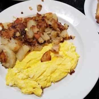 Blvd Diner - 2 eggs $6 - Diners Near Me - Sunnyside, New York