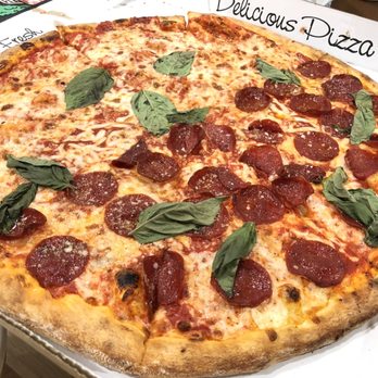 Uncle Frankie’s Brick Oven Pizza - Half spicy pepperoni! - Pizza Near Me - Brooklyn, New York Uncle Frankie’s Brick Oven Pizza - Half spicy pepperoni! - Pizza Near Me - Brooklyn, New York