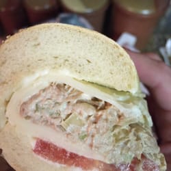 Jimmy John's - Tuna missing requested onions and no lettuce as well