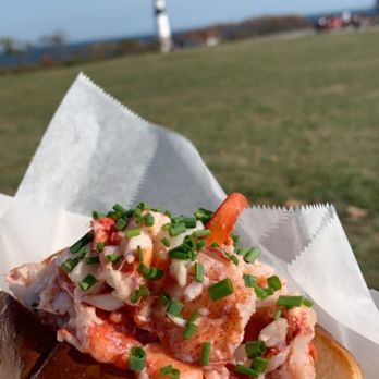 Bite Into Maine - Maine Lobster Roll - Seafood Near Me - Cape Elizabeth, Maine