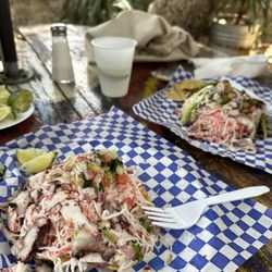 Mariscos El Paisa - Tostada Super Mixta