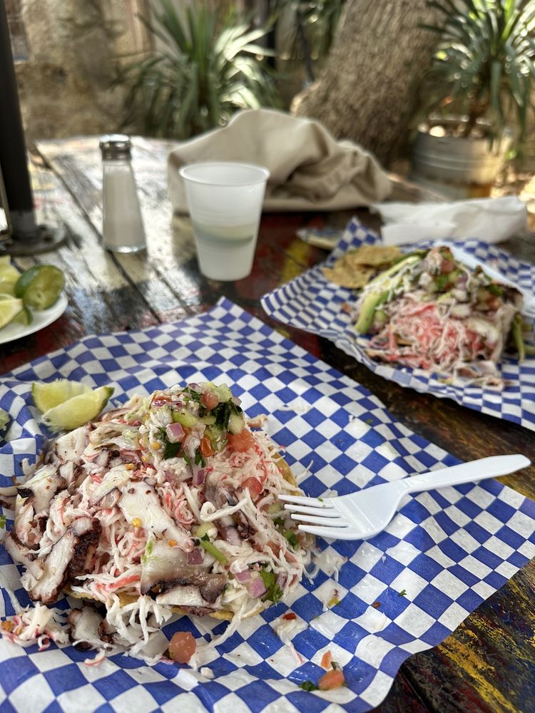 Mariscos El Paisa