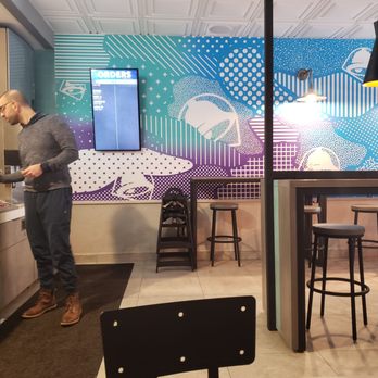 Taco Bell - Fast Food Near Me - Astoria, New York