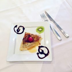 Las Terraza - Medio panqueque relleno con dulce de leche.