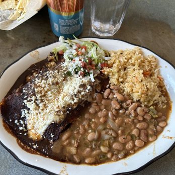 Superica Avalon - Pollo con Mole meal - Tex-Mex Near Me - Alpharetta, Georgia Superica Avalon - Pollo con Mole meal - Tex-Mex Near Me - Alpharetta, Georgia