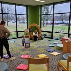 Amherst Public Library - Getting ready for storytime