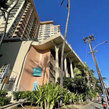 Deck. - Deck is located on the third floor - Hawaiian Near Me - Honolulu, Hawaii