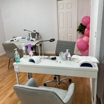 Real Painting - Salon - Painters Near Me Real Painting - Salon - Painters Near Me