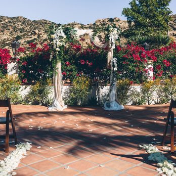 Wenfloral Design Studio - Our arbor! Photo by: Vitae Weddings (info@vitaeweddings.com) - Florists Near Me - Arcadia, California Wenfloral Design Studio - Our arbor! Photo by: Vitae Weddings (info@vitaeweddings.com) - Florists Near Me - Arcadia, California