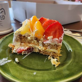 JK Bakery - 1/4 sheet cake, no cake - Bakeries Near Me - Anaheim, California