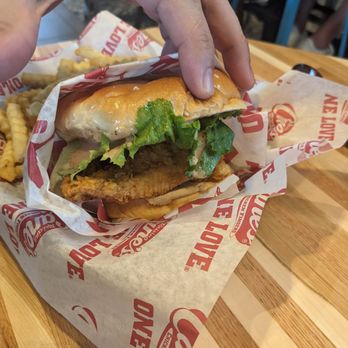 Raising Cane's Chicken Fingers - Fast Food Near Me - Tulsa, Oklahoma Raising Cane's Chicken Fingers - Fast Food Near Me - Tulsa, Oklahoma