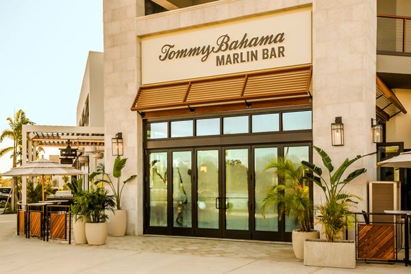 Tommy Bahama Marlin Bar