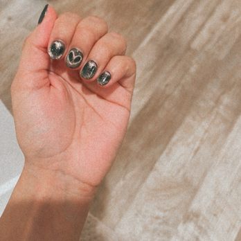 Nail Lounge and Spa - Gel nails with cat eye - Nail Salons Near Me - Nashville, Tennessee