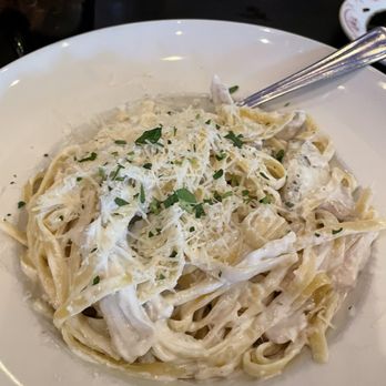 Maggiano's - Chicken Fettuccine Alfredo - Italian Near Me - Las Vegas, Nevada