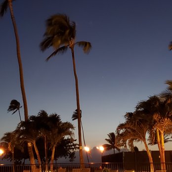 Maui Sunset - Hotels Near Me - Kihei, Hawaii Maui Sunset - Hotels Near Me - Kihei, Hawaii