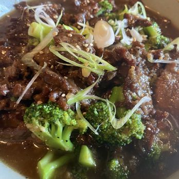 Wild Ginger - Beef and broccoli - Pan Asian Near Me - Pooler, Georgia