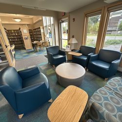 Rogers Community Library - Seating to read