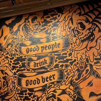 District Brew Yards - Brewpubs Near Me - Chicago, Illinois
