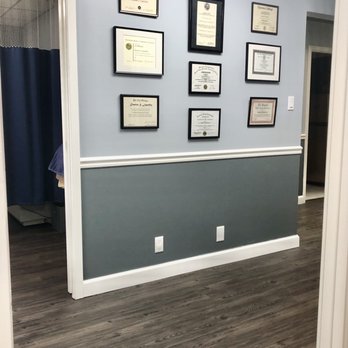 Dynamic Care Chiropractic - Interior hall - Chiropractors Near Me - Altamonte Springs, Florida