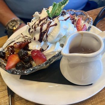 The Cooperage American Grille - American Near Me - Walnut Creek, California